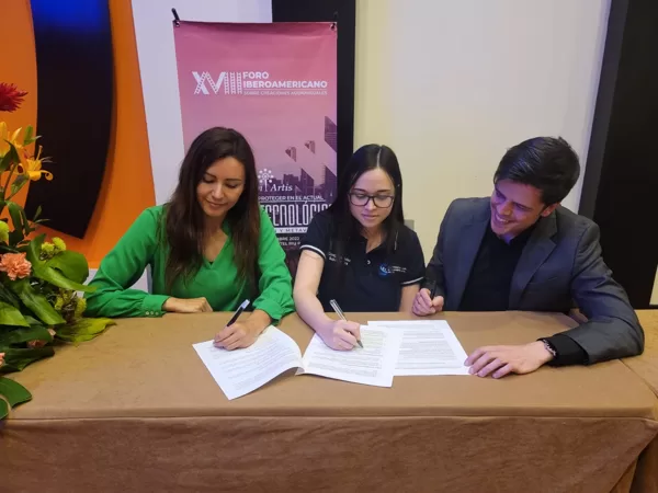 FIRMA CON ECUADOR